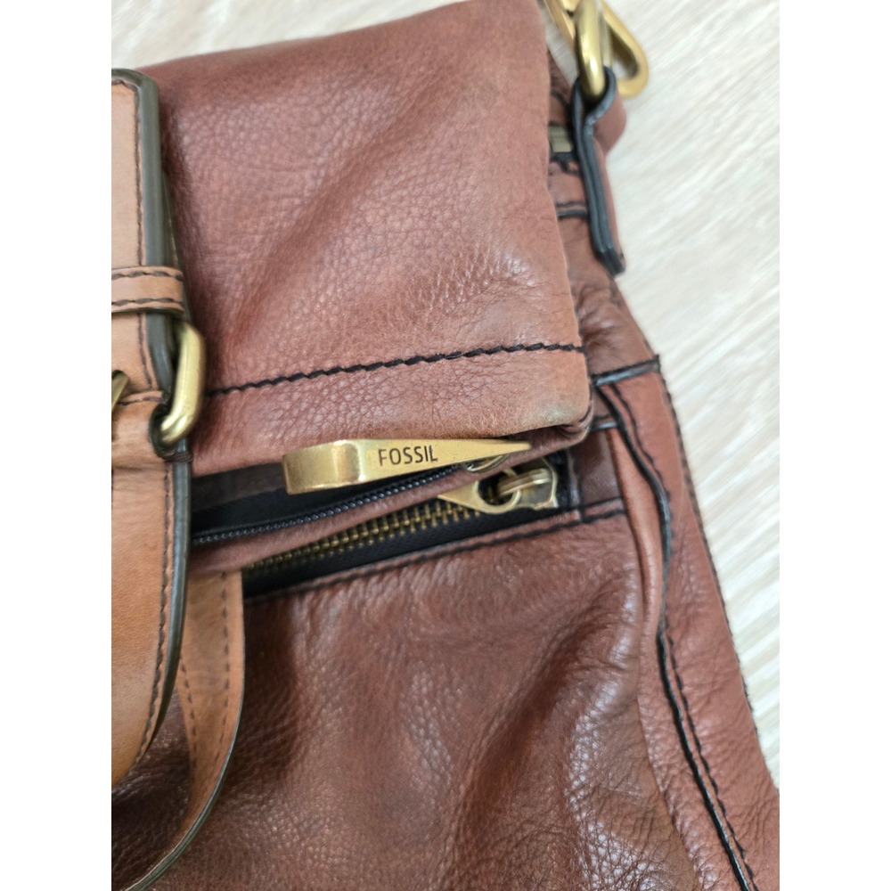 Fossil Explorer Leather Foldover Brown Crossbody Bag Messenger Satchel - Picture 6 of 13